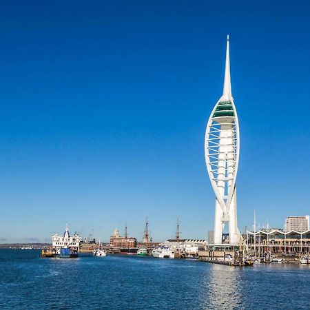 Hotel Popup Portsmouth Esterno foto